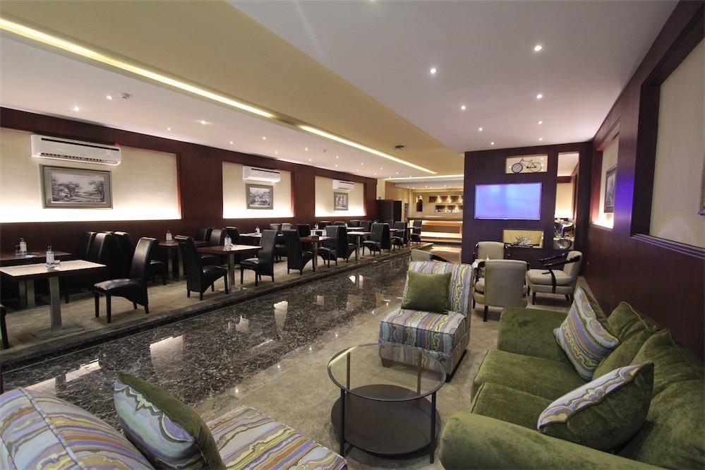 Taleen Granada Hotel Apartments Riade Exterior foto
